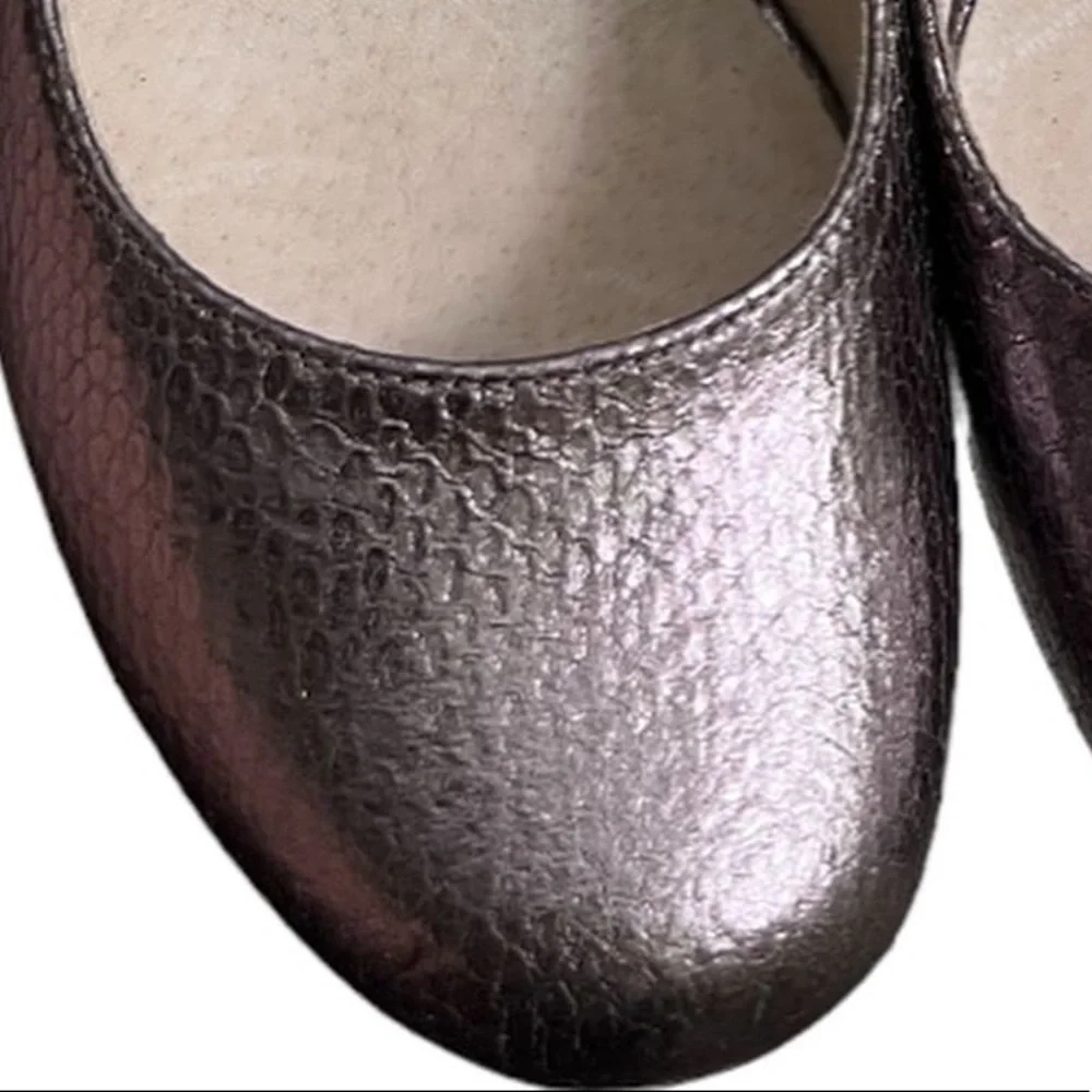 Michael Kors Rose Gold Embossed Heels Size 6M